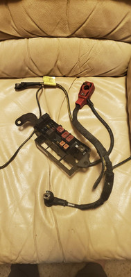 98 99 00 01 02 SUBARU FORESTER FUSE RELAY BOX OEM 3070-28