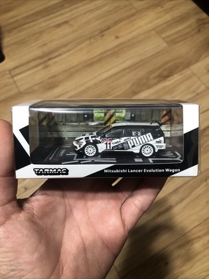 Tarmac Works Mitsubishi Lancer Evolution Wagon Puma - Hobby64 Diecast Model Car