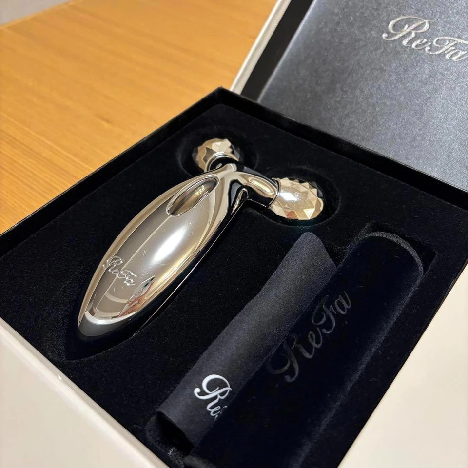 Rodillo de belleza facial y corporal ReFa CARAT práctica herramienta de masaje Japón Foto 2 de 4