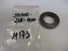 M179 Honda CB 550 F CB 750 K Scheibe Gabelbrücke Lenkkopf 50302-268-000