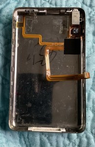 OEM Apple iPod Classic 5th Back Cover 30Gb & Headphone Cable