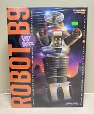 Lost in Space Robot B9 Model Kit Moebius Models Sealed NIB