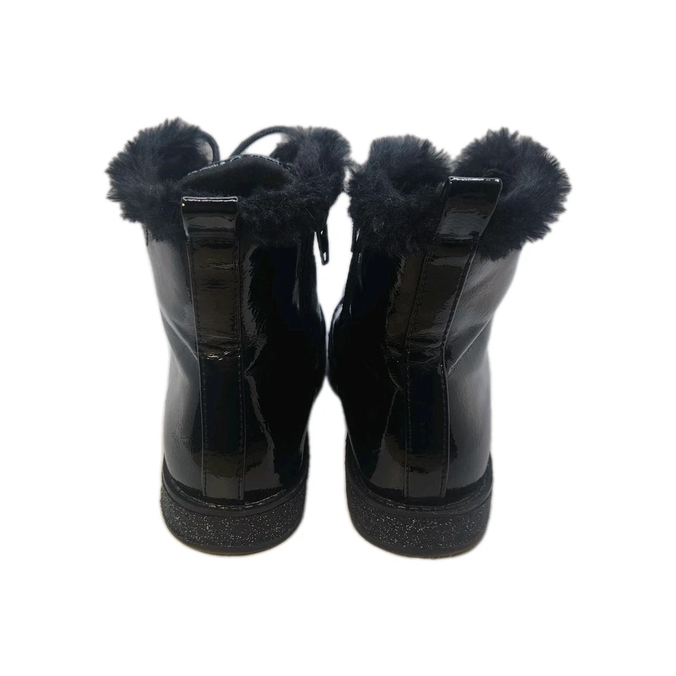Mia Jóvenes Niñas Negro Charol Moda Botas Talla 13 Negro Brillo Acento Imitación Piel Foto 3 de 4