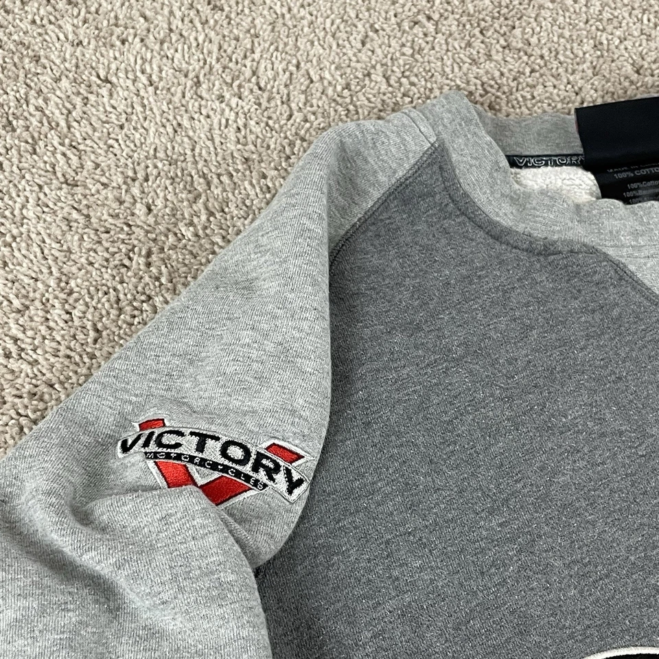 Sudadera Victory Motorcycle USA Para Hombre L Dos Tonos Gris Motor Power Script E129 Foto 2 de 4
