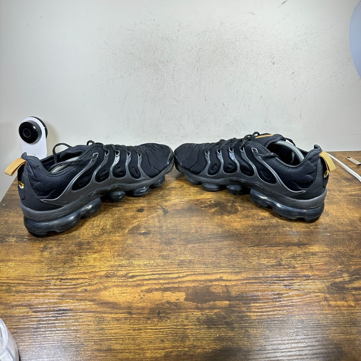 Nike VaporMax ブラック スニーカー Size 8W Nike Air VaporMax 2021 Flyknit Black metallic silver