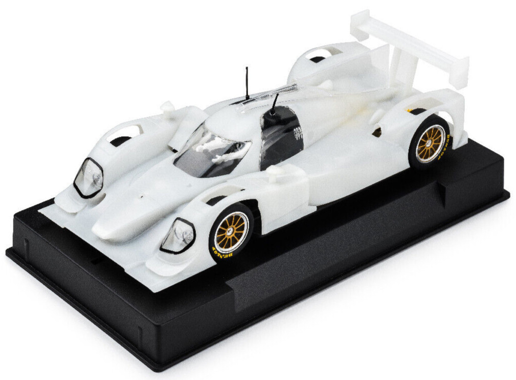 Slot It Lola B1280 White Partially Un-Assembled 132 Scale Slot Car Kit CA39Z 13390₽