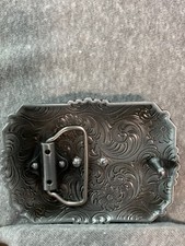 Western Belt Buckle Cowboy Man at Cross Praying Silver Gray Gold Metallic Tone