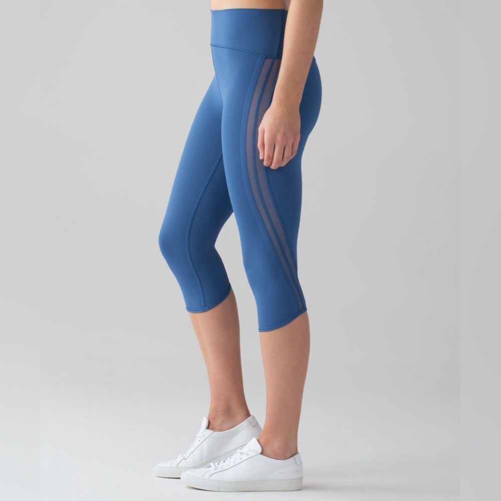 Lululemon Athletica Sun Setter Crop (17