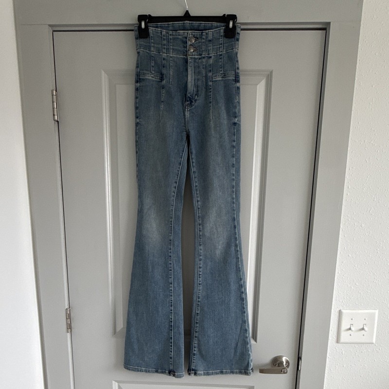 We The Free High Rise Flared Jeans Blue Light Wash Button/Zip 5-Pocket
