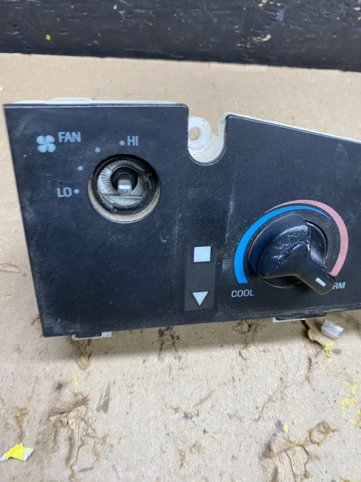 1997-2014 Ford Van Econoline E150 E250 Heater Climate Fan Control u5640 DG - Image 2 of 4