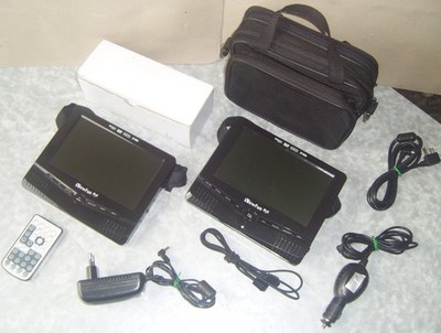 ViewFun Tragbarer DVD Video MPEG4 Player mit 2 x 7 Zoll Displays Tasche Zubehör