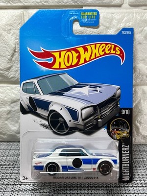 Hot Wheels Nightburnerz 9/10 Nissan Skyline H/T 2000GT-X 283/365 White