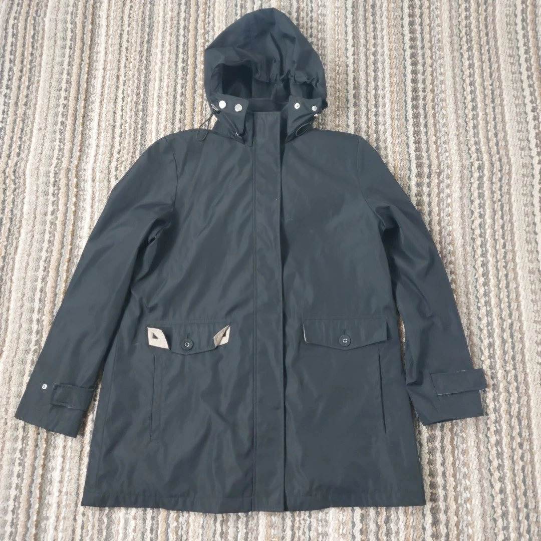Waterproof Regular Size Outdoor Coats, Jackets & Vests for Women