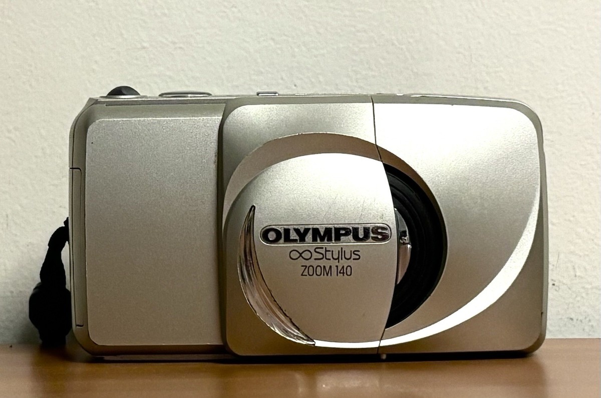 Olympus Stylus Zoom 140 Deluxe 35mm Point & Shoot Film Camera for