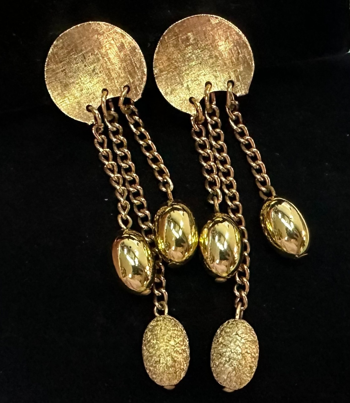 Signed TARA Textured Dangle Vtg Costume Gold Tone Clip-on Earrings Jewelry Lot M