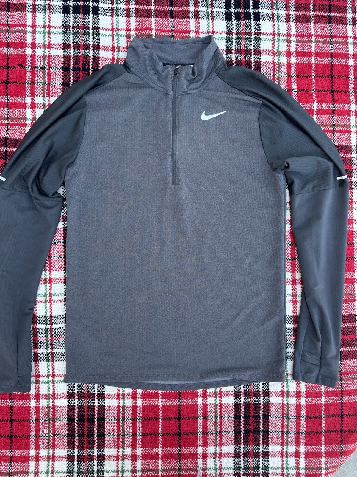 Nike Men's Dri-FIT Element Half-Zip running top Color Gray Size Small