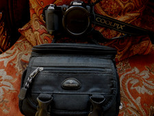 Nikon COOLPIX L120 14.1MP Digital Camera with Case & Strap - Excellent Condition