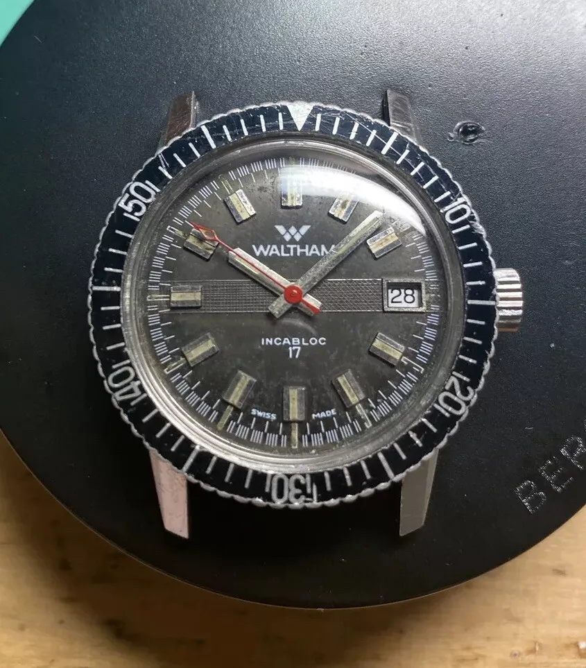 Waltham top dive watch