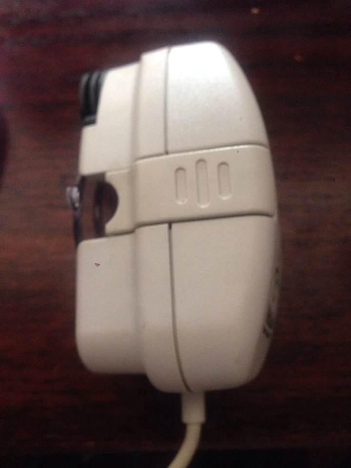 X-Rite Color Monitor Optimizer DTP92Q - In Excellent Condition wo power adapter - Image 2 of 4