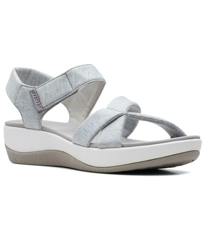 stylish sandals with good arch support
