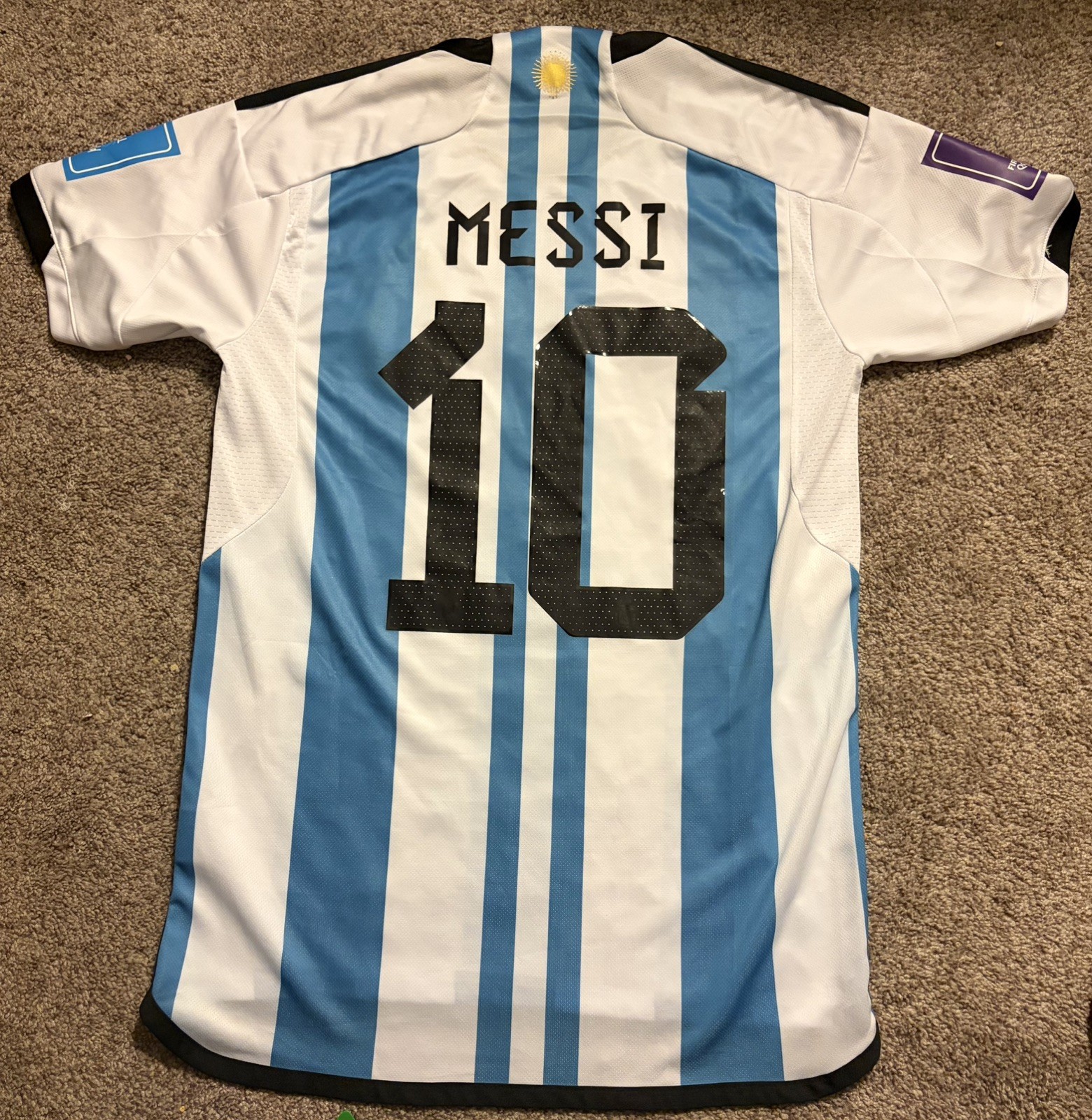 Argentina Home Jersey Small FIFA World Cup 2022 Messi #10 Player Version