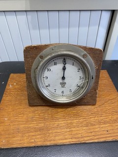 Smiths Vintage Car Clock with fold out feature for access to wind/adjust