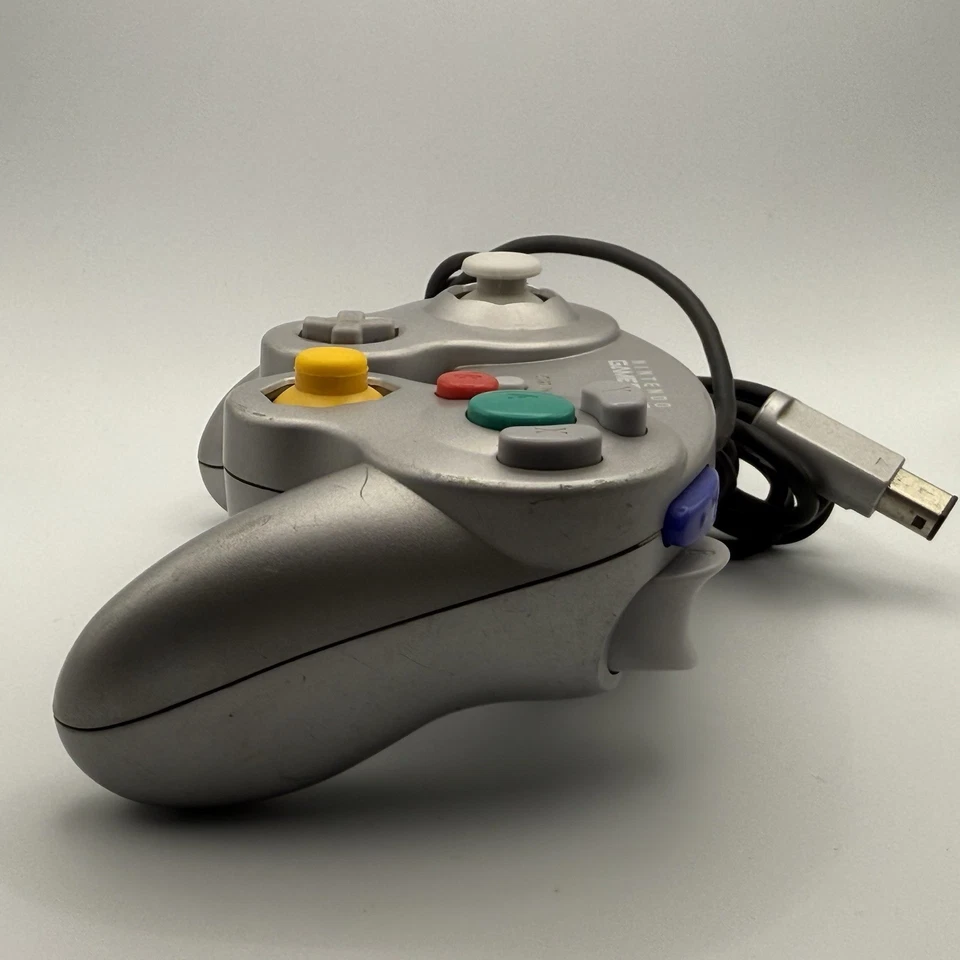 Official Nintendo GameCube Controller DOL-003 T2 Dot Platinum OEM - Tested - Image 4 of 4