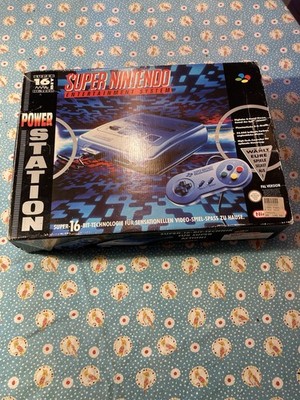 Super NintendoEntertainment System  16 Bit Hi-Tech + 2x F-Zero