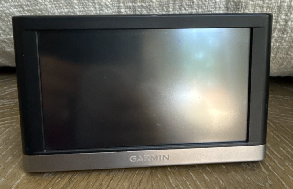 Garmin GPS Navigation System 5.5 Inch w/Screen 145-01615-10 - Image 2 of 4