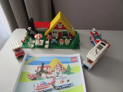 Lego City 6388 - Villa de vacances avec camping-car - Photo 1/4