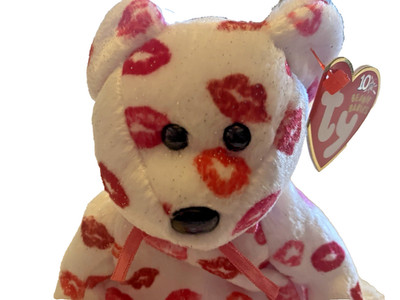 Ty Beanie Baby Original Kissy Bear 2003 10th NWT Retired Teddy Plush Toy