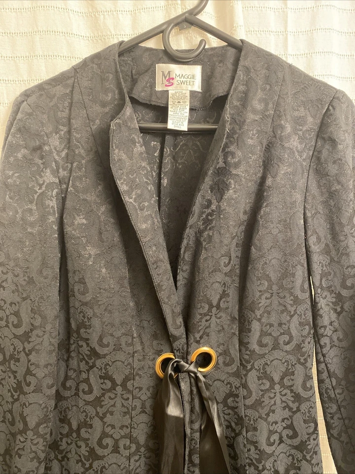 Maggie Sweet Small Women’s Black Light Coat Sister Ties - Image 3 of 4