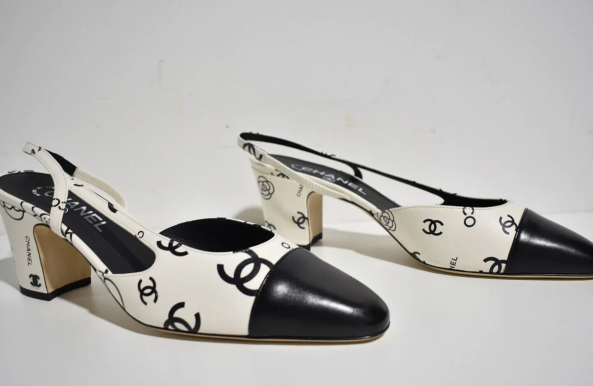 CHANEL 93P 3点セット #36 黒×白 Chanel 23P Mademoisele Coco Sling White Black CC Logo Slingback