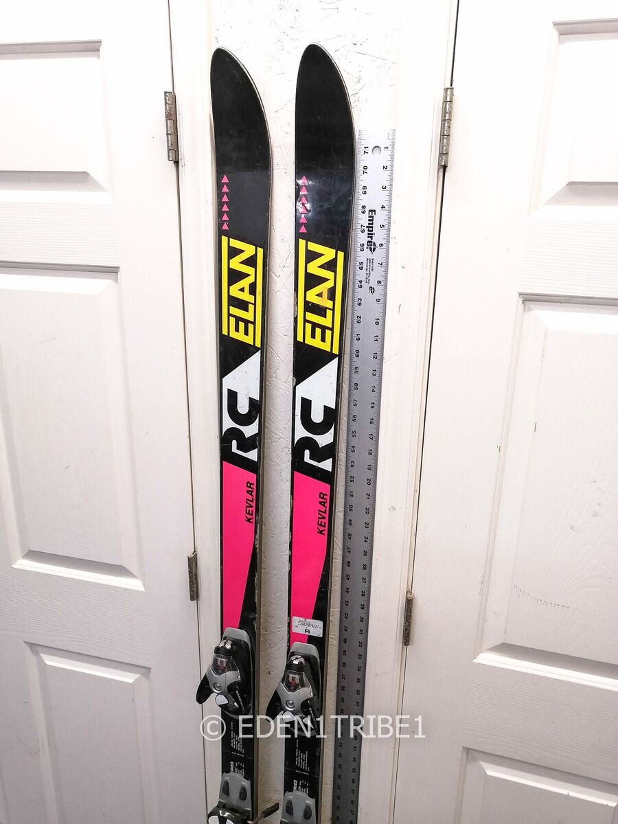 MADE WITH Kevlar RC ELAN Ultimate M with Salomon Bindings MADE WITH Kevlar RC ELAN Ultimate M with Salomon Bindings
