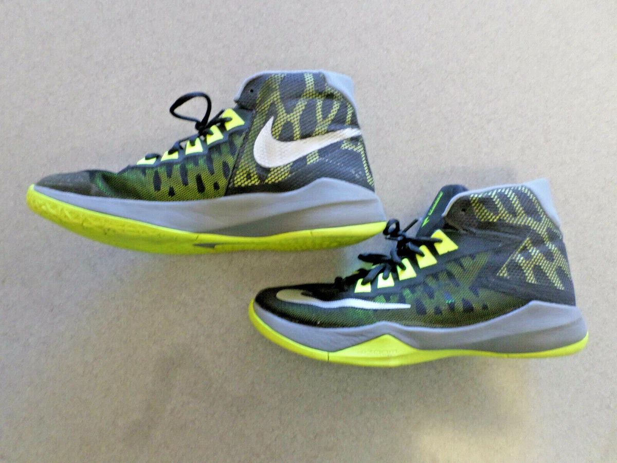 Green and yellow nike shop basketball shoes