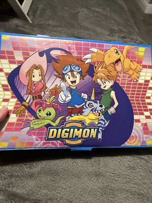 Digimon Vintage Farbetui Stifte Radierer Wachsmalstifte Digital Monsters 2000