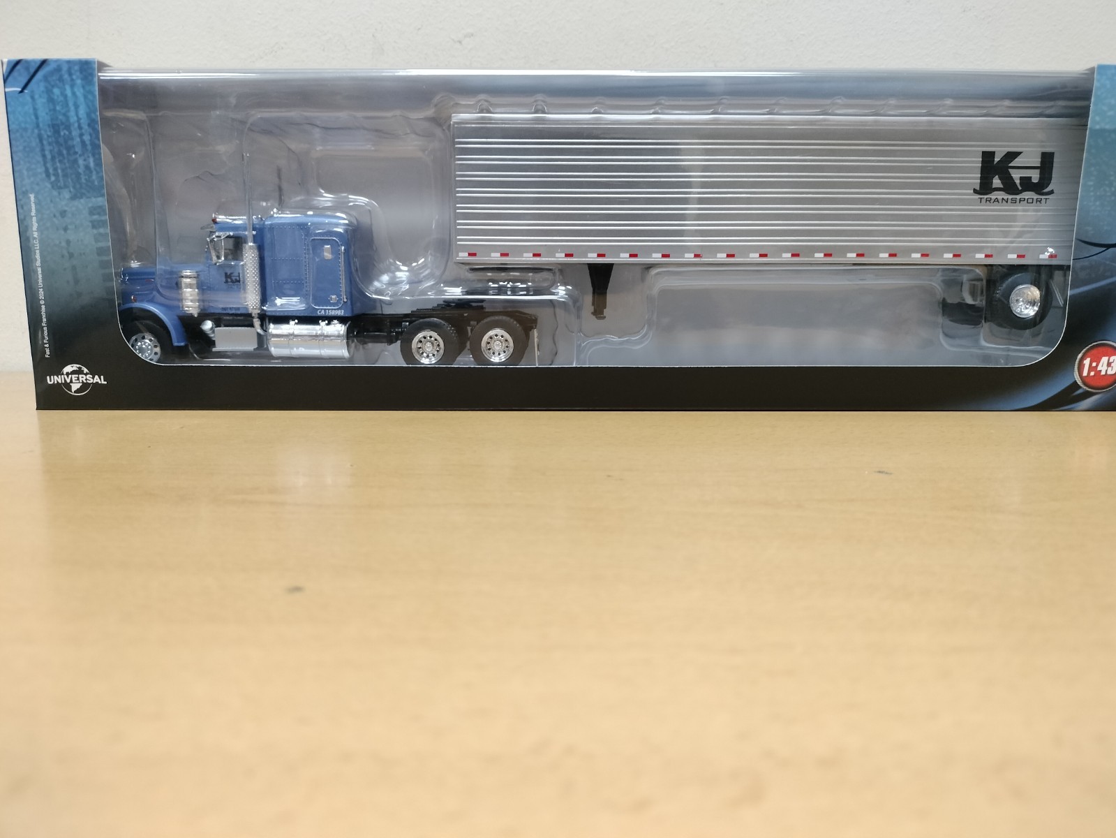 Peterbilt 359 (1984) KJ Transport. #66. FAST AND FURIOUS CAMION