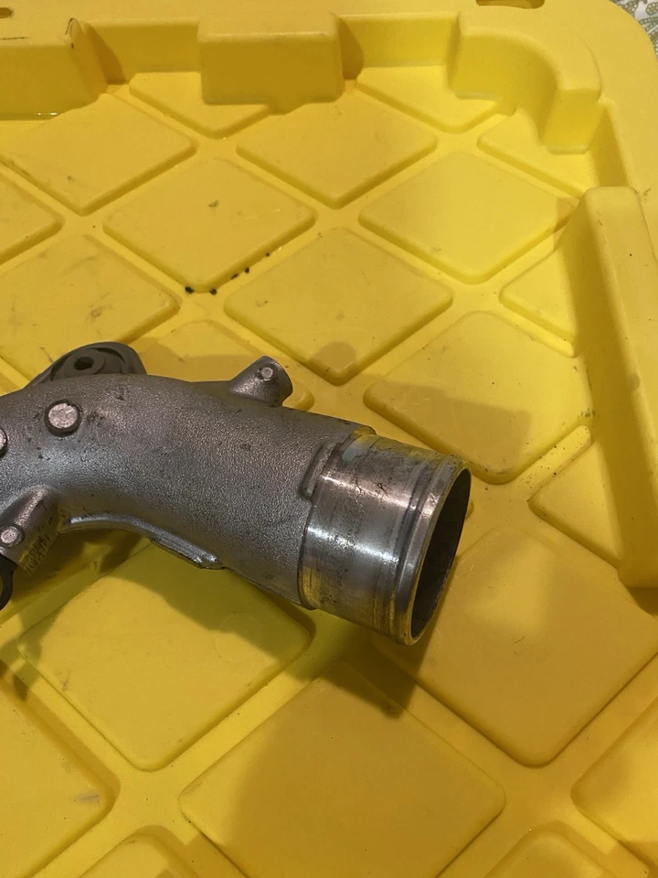 Tubo de conducto de entrada intercooler Nissan Juke 2011-2017 1,6 L 14460-1 KC0A OEM Foto 2 de 4