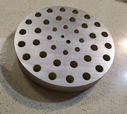 REACTION BLOCKS FOR CIRCULAR TOP HOT PLATE STIRRERS, VIALS