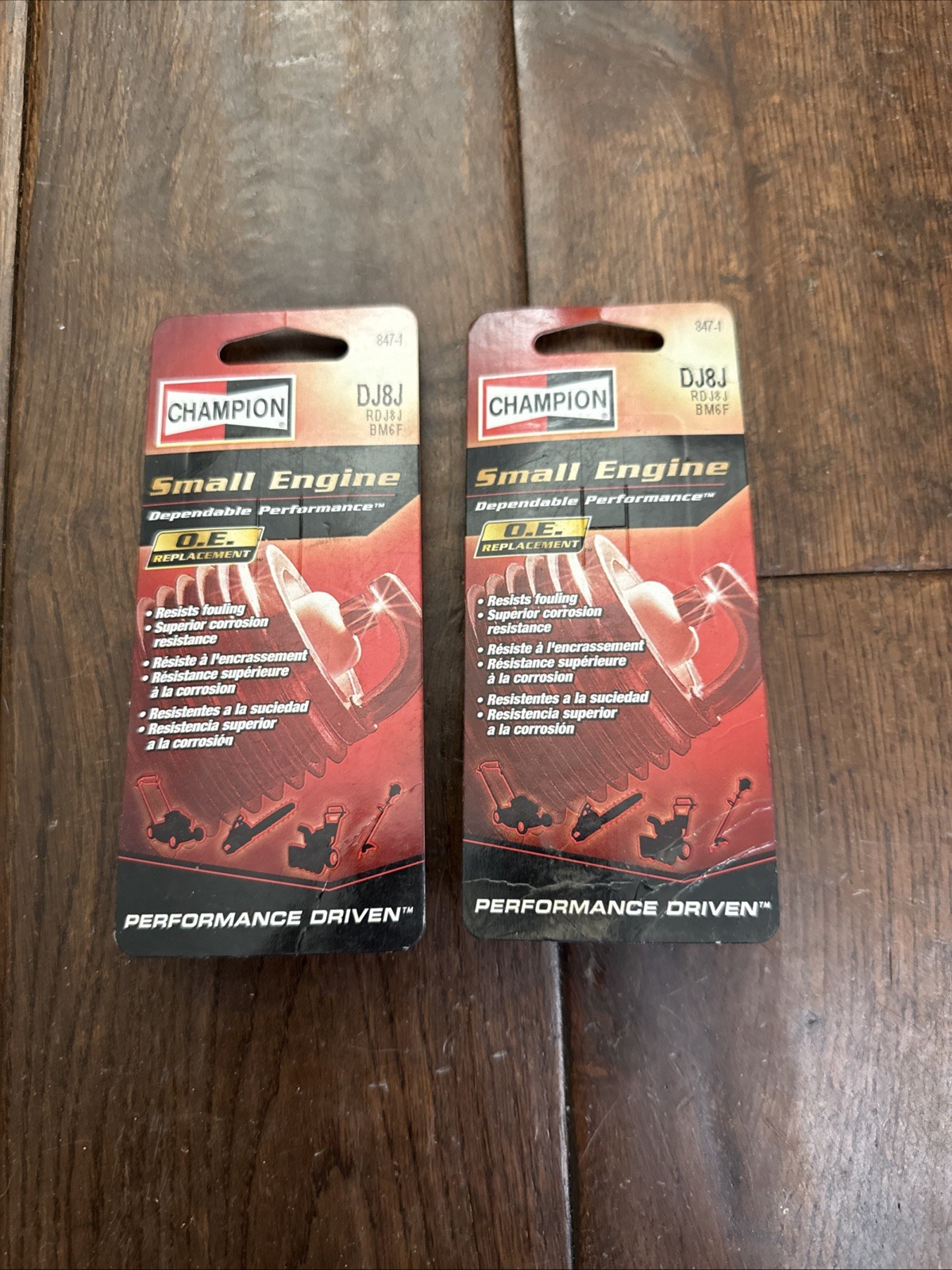 Champion DJ8J RDJ8J BM6F 847-1 Spark Plug SET OF 2