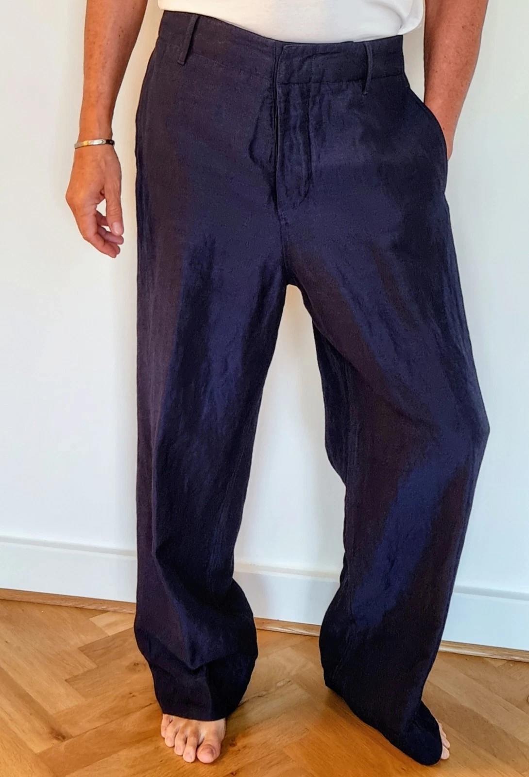 Giorgio Armani — Giorgio Armani pants men's, blue linen/visc., size 48R, original packaging €780, now €350