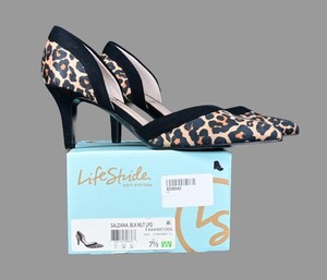 LifeStride womens Saldana Pump Black Size 7.5 W Leapord Print New in Box