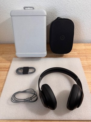 Beats Studio Pro Wireless Noise Cancelling Over Ear Headphones Black MQTP3LL/A