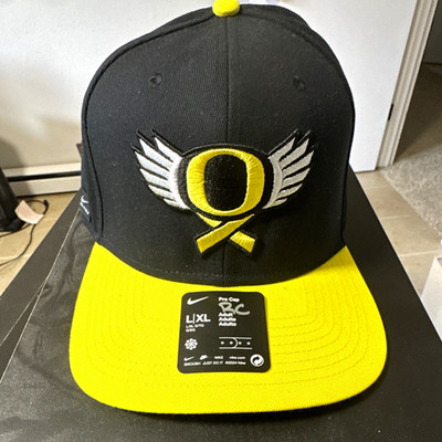 Nike Oregon Ducks Cap Hat Black & Yellow L/XL Unisex Adult Team Headwear