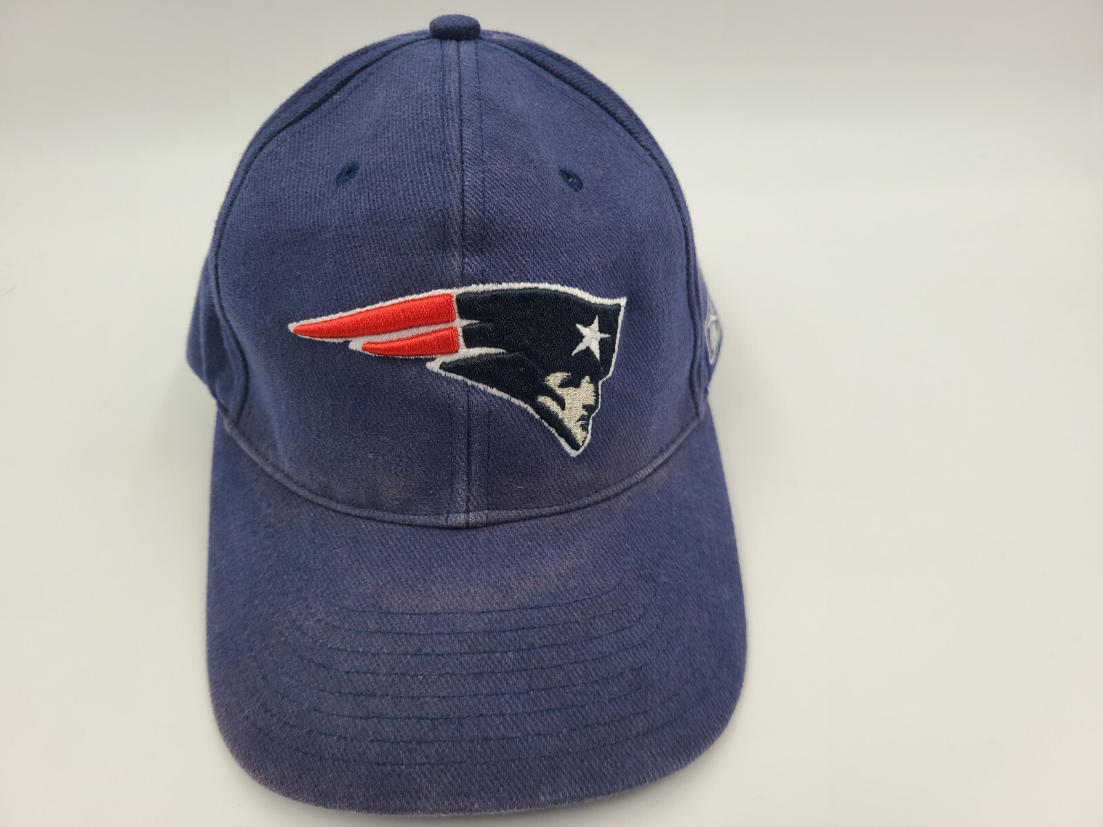 New England Patriots Reebok Distressed Adjustable Hat for Men, Women in NFL Blue