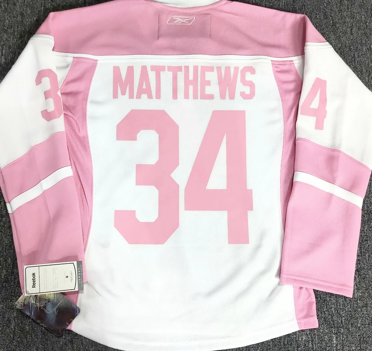 Women's top leafs jersey