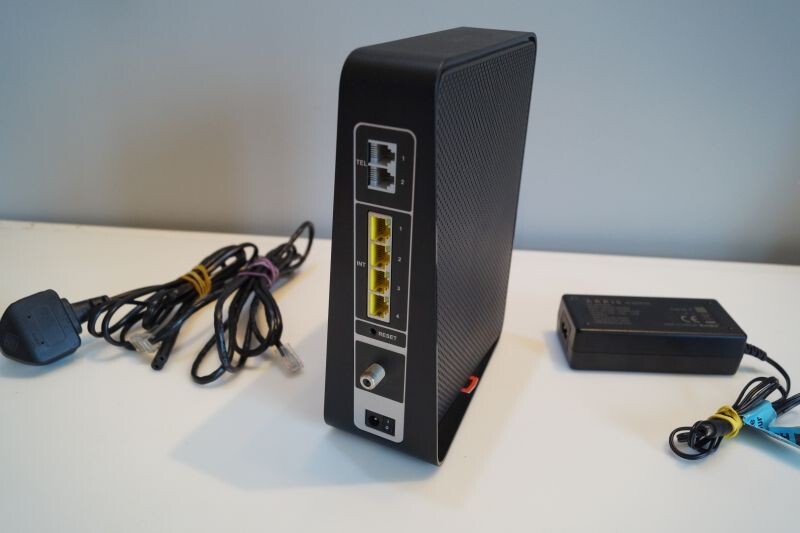 Virgin Broadband Superhub Hub 3.0 VMDG505 TG2492LGVM DUALBAND WiFi