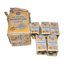 Lot Of 11 NOS Vintage GE General Electric Photoflash 11 Flash Bulb Camera Video