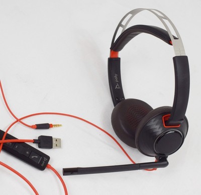 PLANTRONICS  Poly Blackwire 5200 Series  Modell C5220  mit Schutzhülle  250302