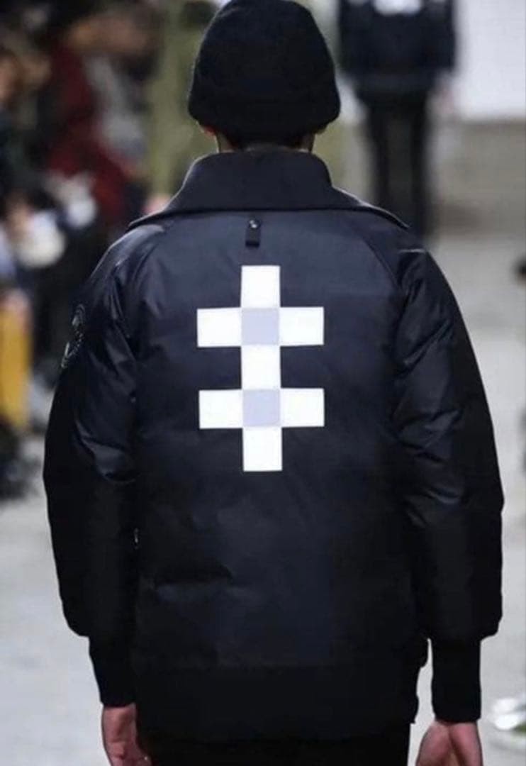 Canada Goose Comme des Garçons Down Jacket Black XS thumbnail 2